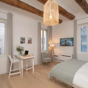 https://design-suites-vieux-port.fr-provencehotel.com